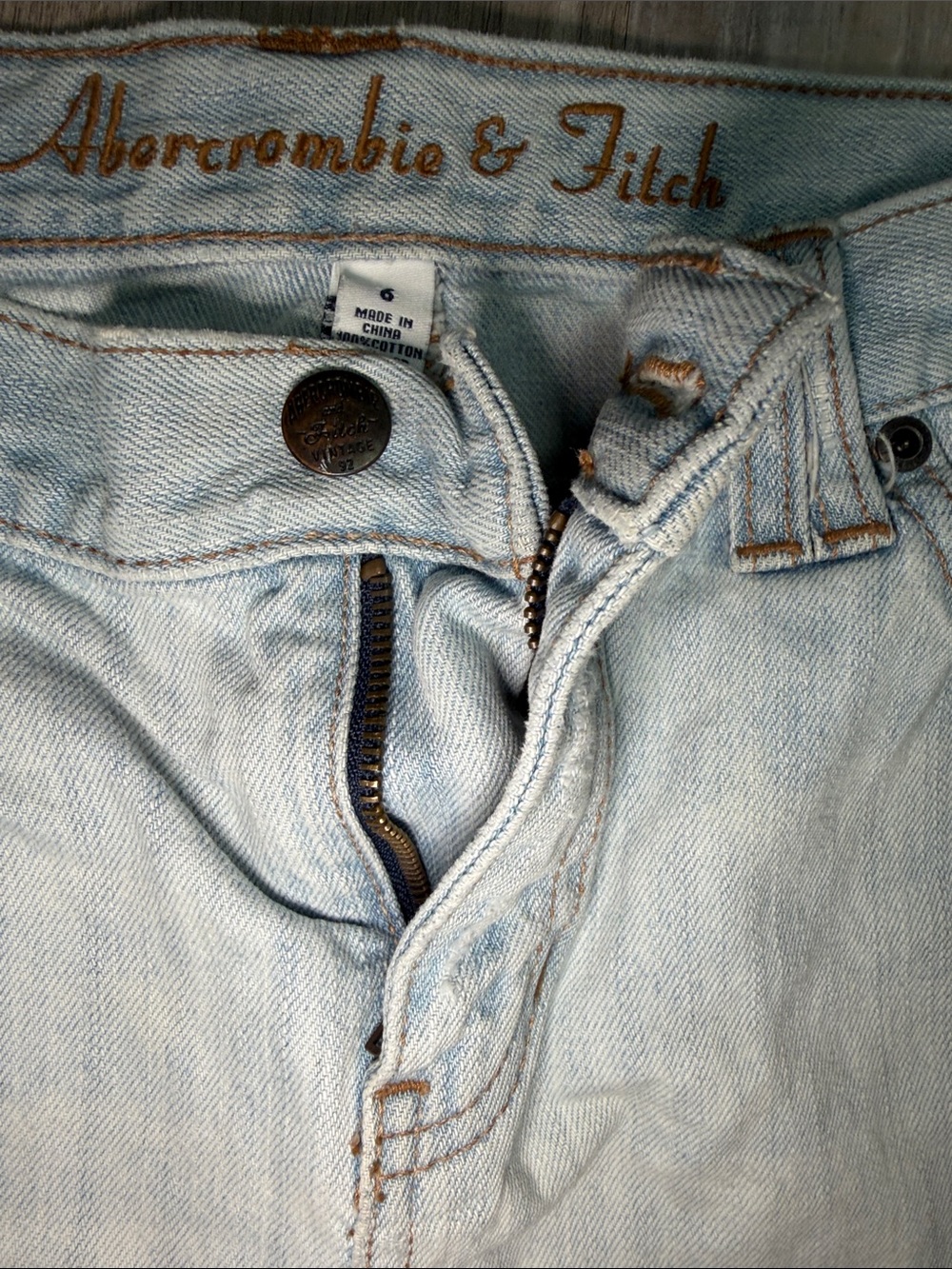 Abercrombie & Fitch Vintage Light Blue Distressed Denim Mini Skirt Size 6 - Picture 5 of 10